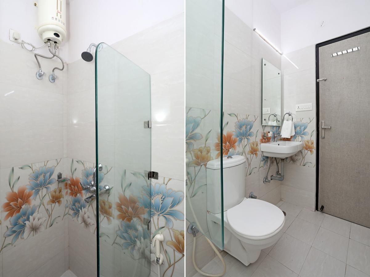 Oyo 10228 Hotel Chandramouli Jaipur Bagian luar foto