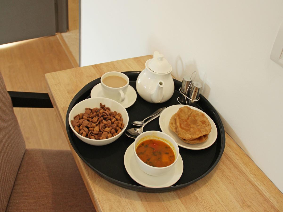Oyo 10228 Hotel Chandramouli Jaipur Bagian luar foto