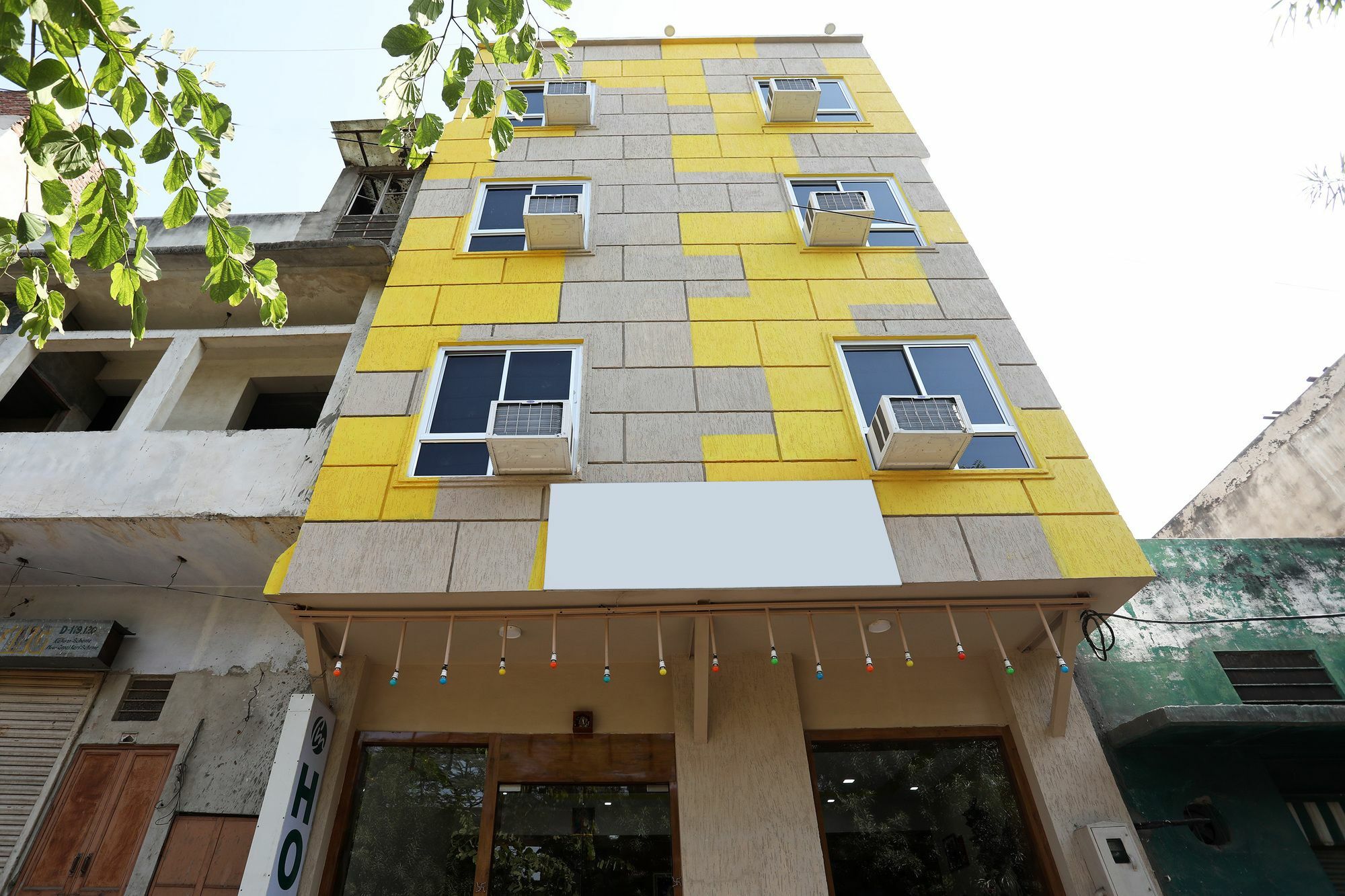 Oyo 10228 Hotel Chandramouli Jaipur Bagian luar foto